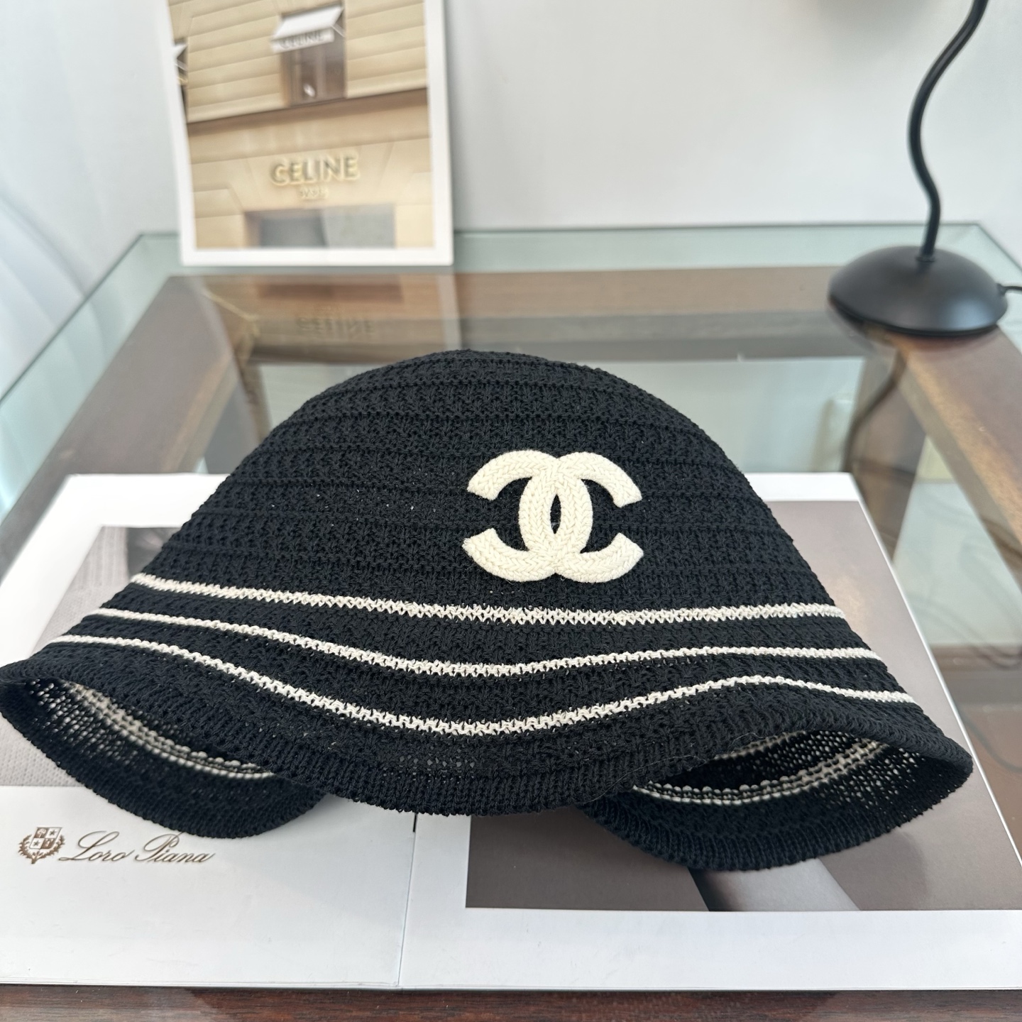 Chanel 渔夫帽 让兼顾时尚和遮阳的简约桶帽 出游拍照📷拗造型必备敲显脸小