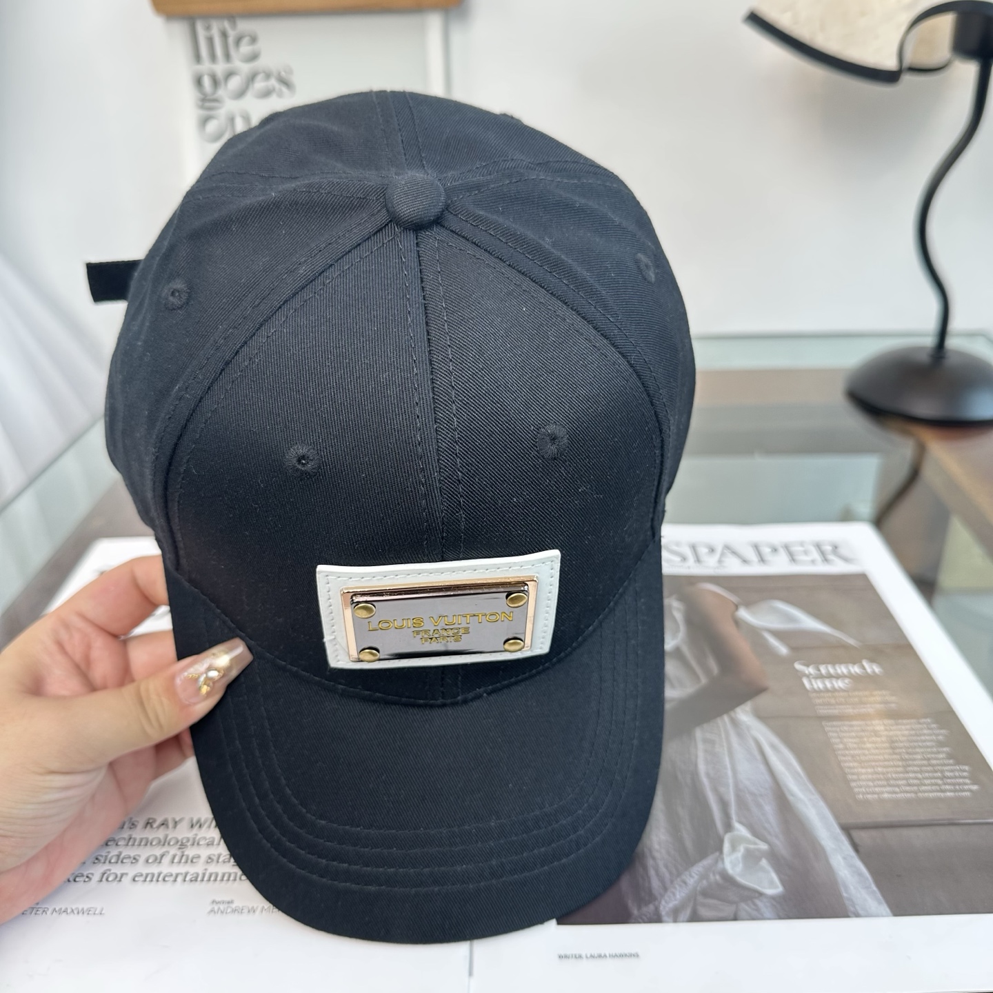 🧢路易威登棒球帽 LouisVuitton😍新款LV棒球帽，重工打造♥️高端大气，百搭款🤗男女通用！