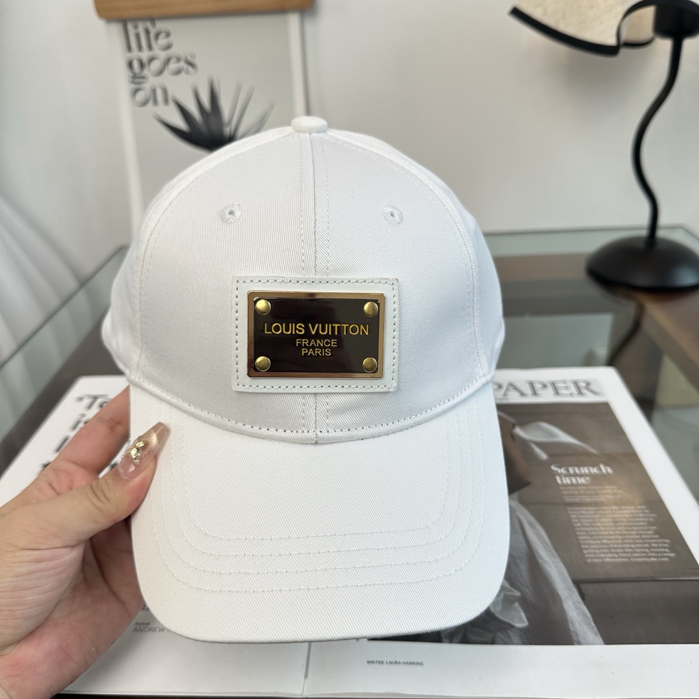 🧢路易威登棒球帽 LouisVuitton😍新款LV棒球帽，重工打造♥️高端大气，百搭款🤗男女通用！
