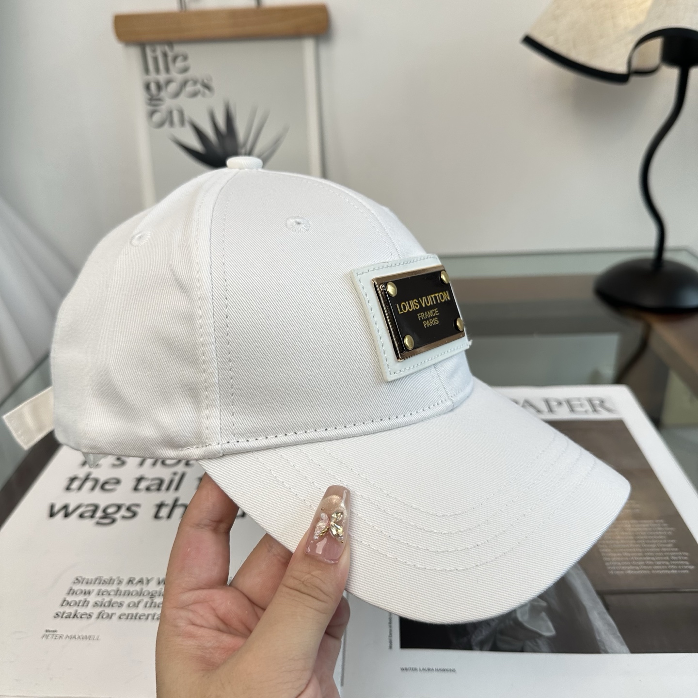 🧢路易威登棒球帽 LouisVuitton😍新款LV棒球帽，重工打造♥️高端大气，百搭款🤗男女通用！