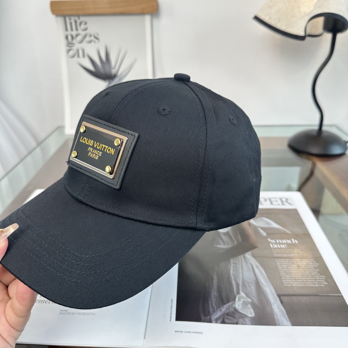 🧢路易威登棒球帽 LouisVuitton😍新款LV棒球帽，重工打造♥️高端大气，百搭款🤗男女通用！