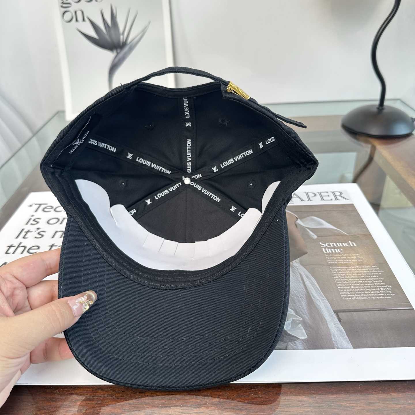 🧢路易威登棒球帽 LouisVuitton😍新款LV棒球帽，重工打造♥️高端大气，百搭款🤗男女通用！