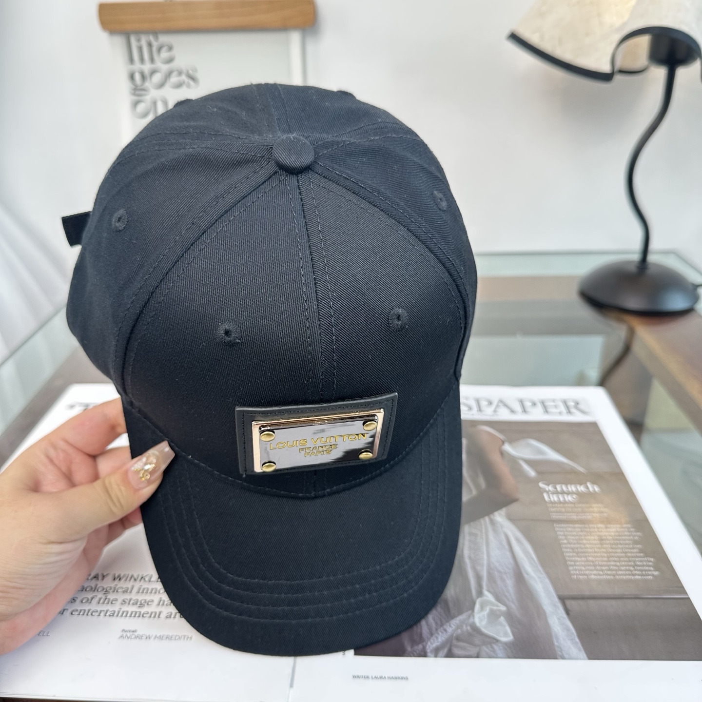 🧢路易威登棒球帽 LouisVuitton😍新款LV棒球帽，重工打造♥️高端大气，百搭款🤗男女通用！