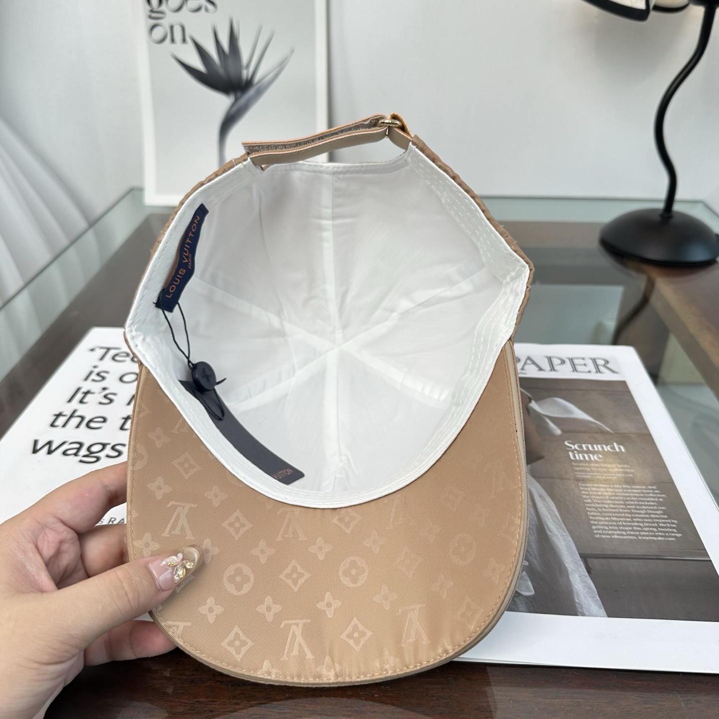🧢路易威登棒球帽 LouisVuitton😍新款LV棒球帽，重工打造♥️高端大气，百搭款🤗男女通用！