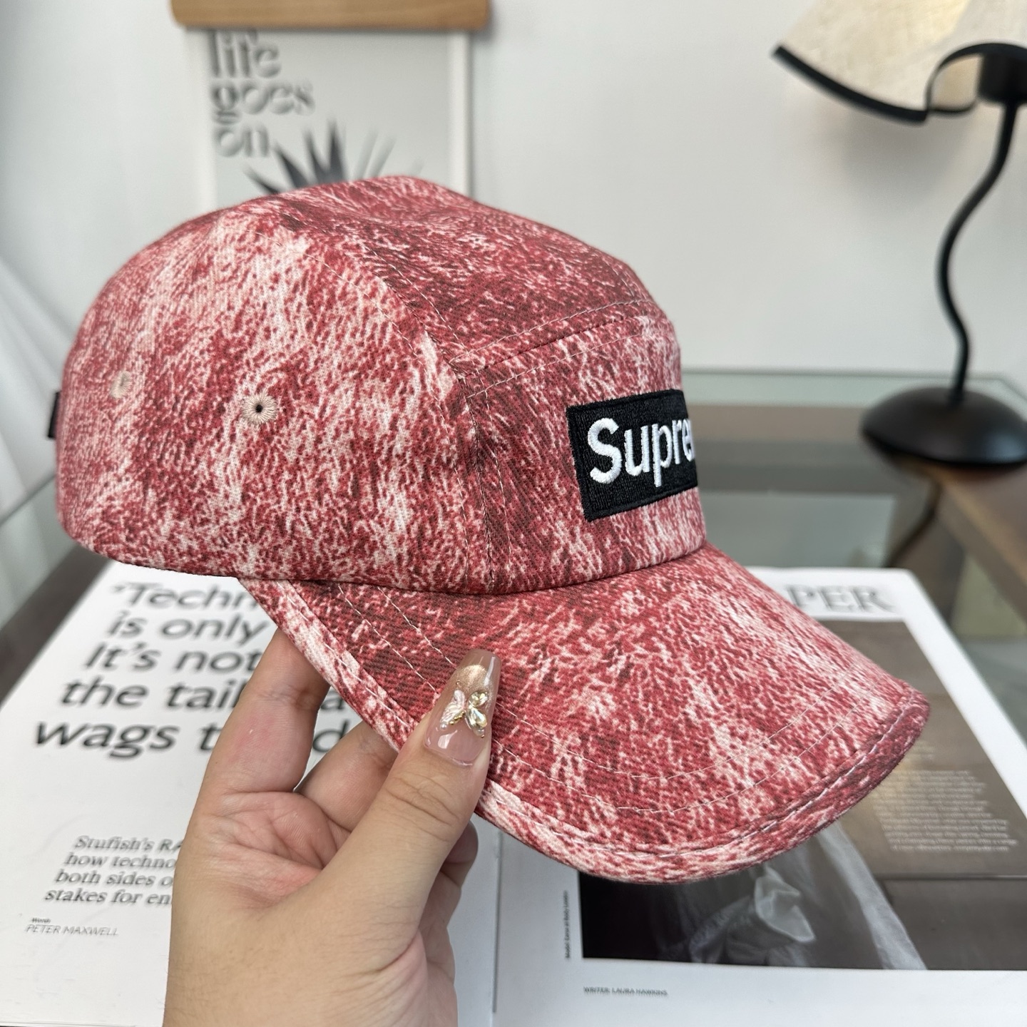 suPreme 棒球帽 😍新款棒球帽，重工打造♥️高端大气，百搭款🤗男女通用！