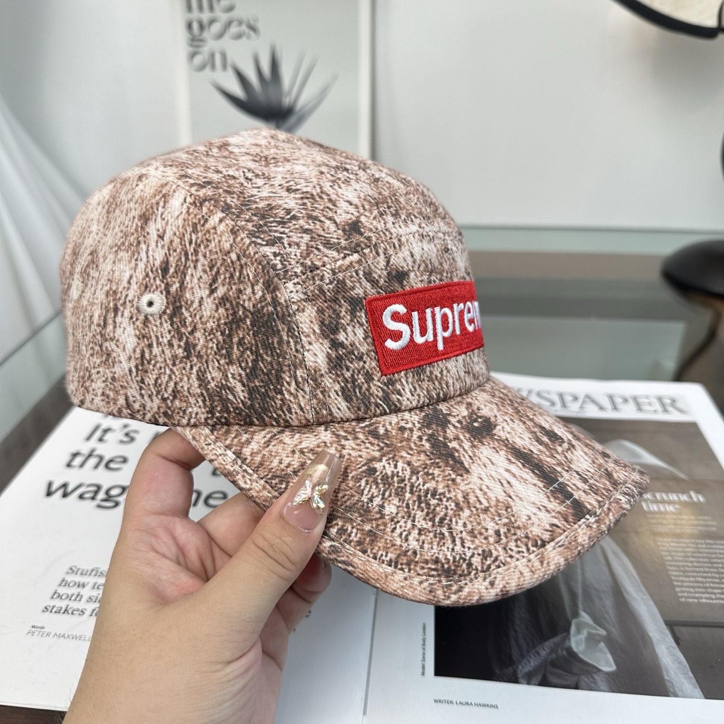 suPreme 棒球帽 😍新款棒球帽，重工打造♥️高端大气，百搭款🤗男女通用！