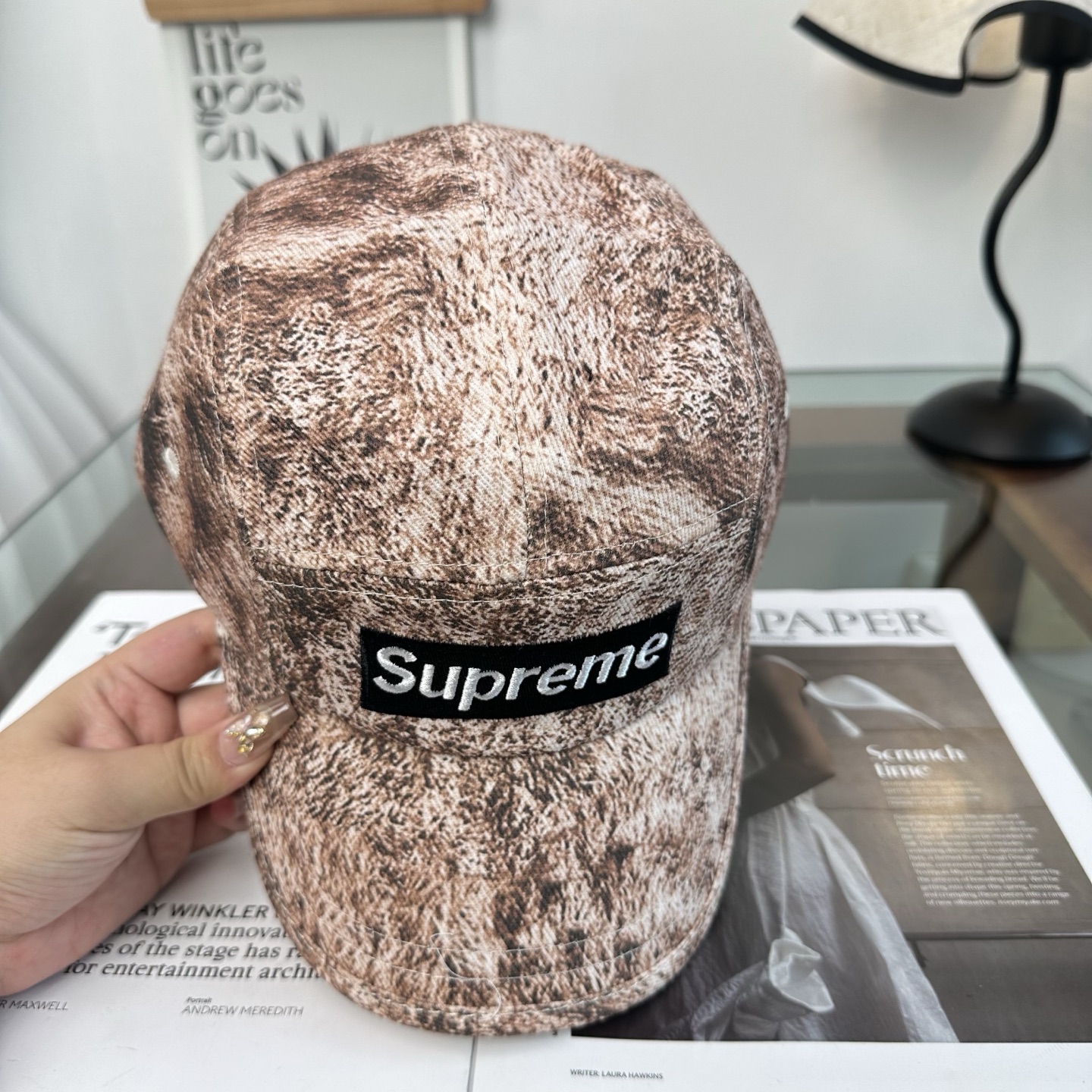 suPreme 棒球帽 😍新款棒球帽，重工打造♥️高端大气，百搭款🤗男女通用！