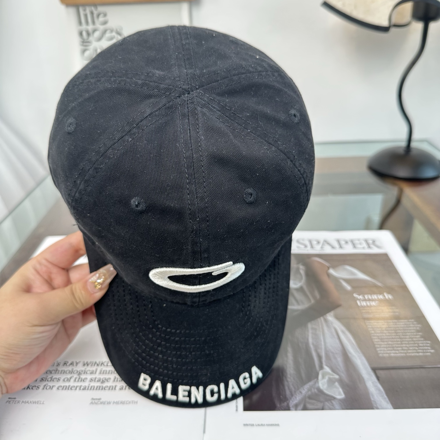 新品Balenciaga 巴黎世家字母新款棒球帽现货秒发🧢简约时尚超级无敌好看的帽子！情侣款！