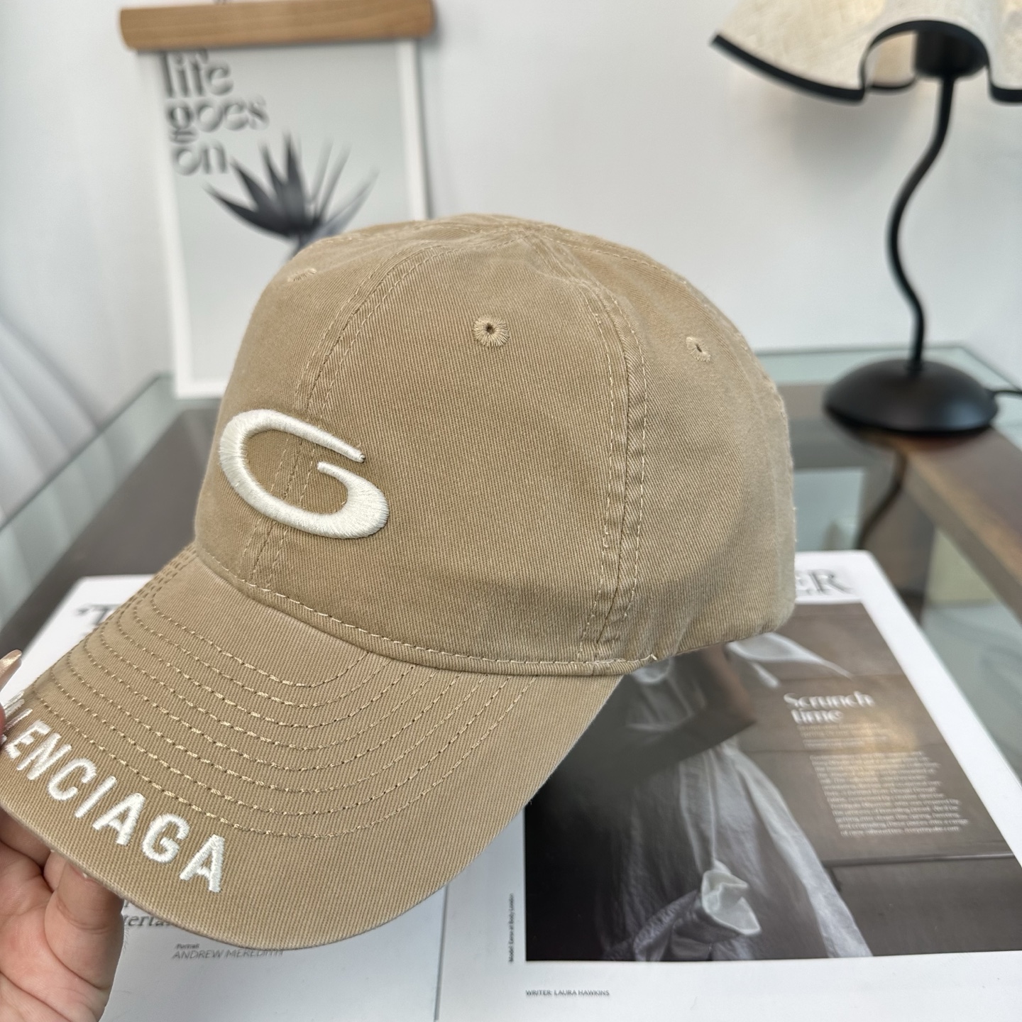 新品Balenciaga 巴黎世家字母新款棒球帽现货秒发🧢简约时尚超级无敌好看的帽子！情侣款！