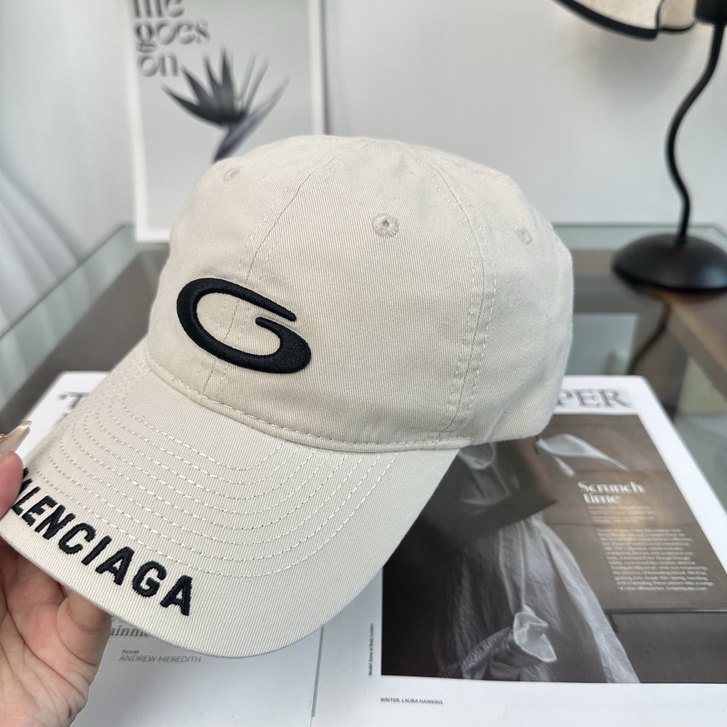 新品Balenciaga 巴黎世家字母新款棒球帽现货秒发🧢简约时尚超级无敌好看的帽子！情侣款！