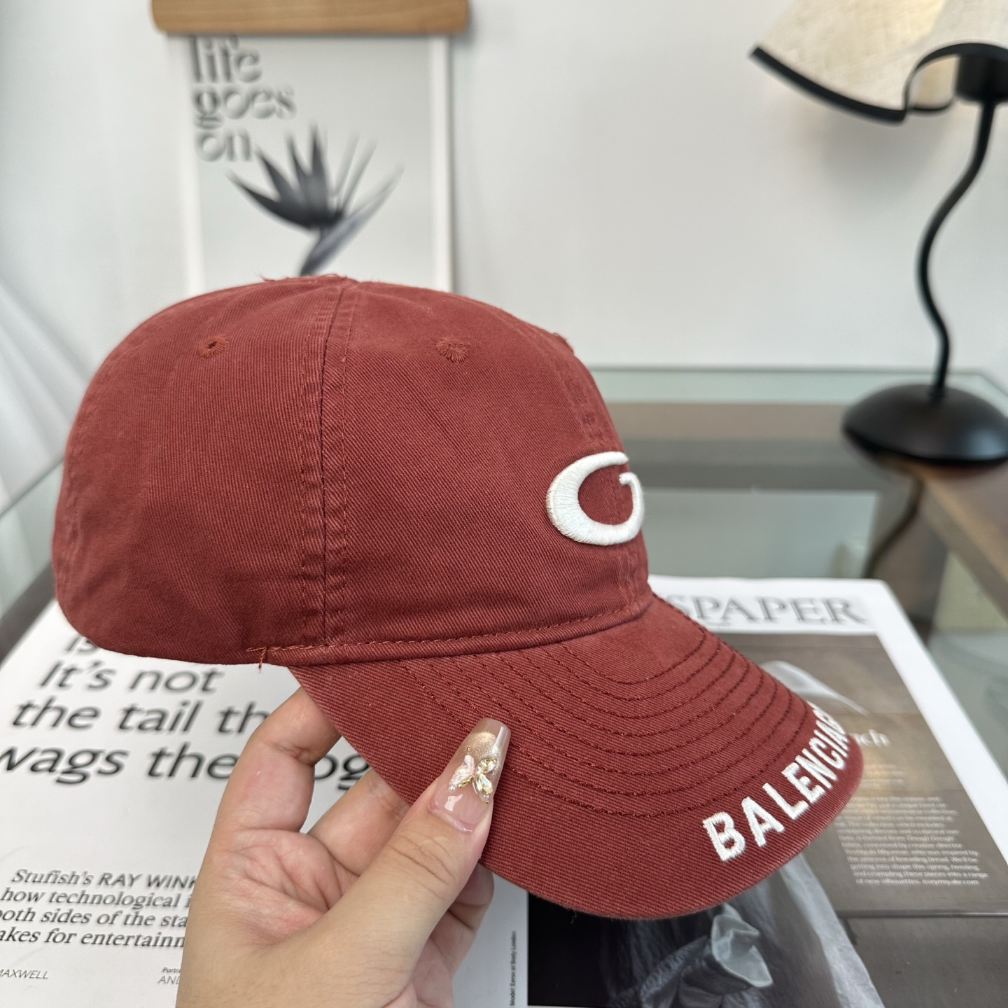 新品Balenciaga 巴黎世家字母新款棒球帽现货秒发🧢简约时尚超级无敌好看的帽子！情侣款！