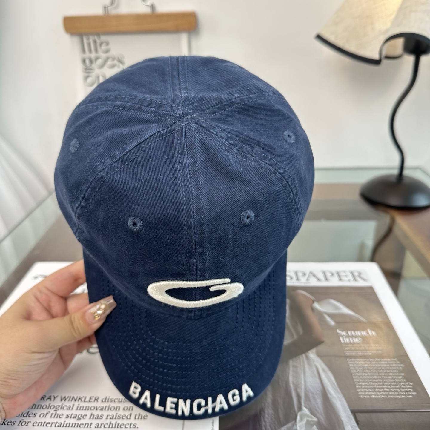 新品Balenciaga 巴黎世家字母新款棒球帽现货秒发🧢简约时尚超级无敌好看的帽子！情侣款！