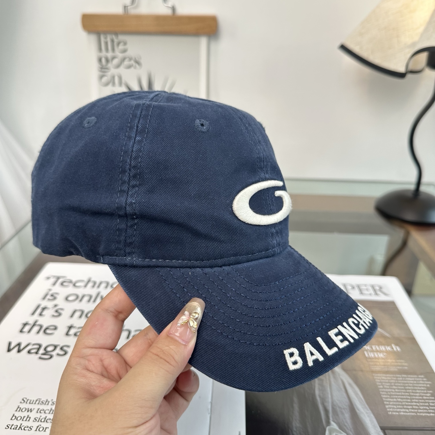 新品Balenciaga 巴黎世家字母新款棒球帽现货秒发🧢简约时尚超级无敌好看的帽子！情侣款！