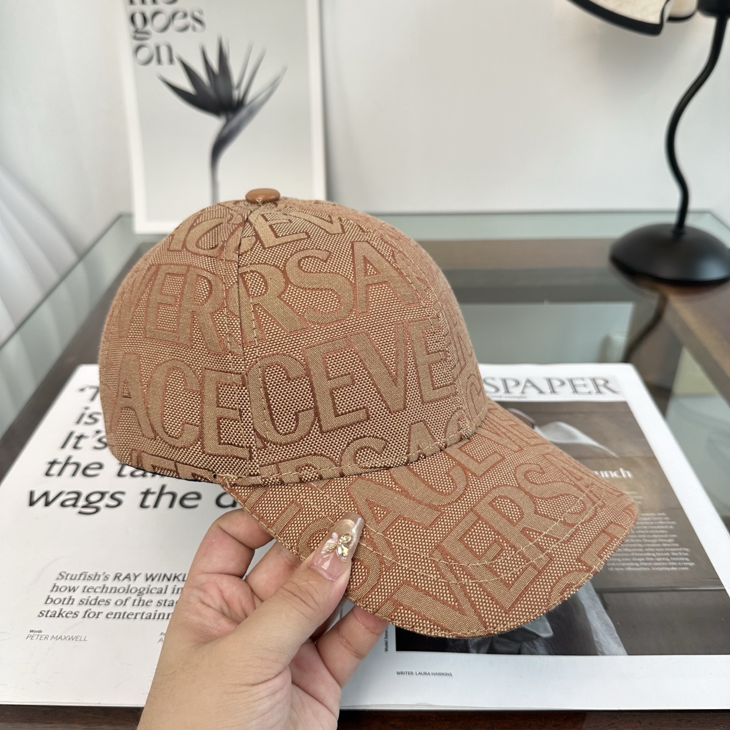 爆款出货！VERSACE(范思哲)新款棒球帽，1:1开模订制，可调节 热卖。