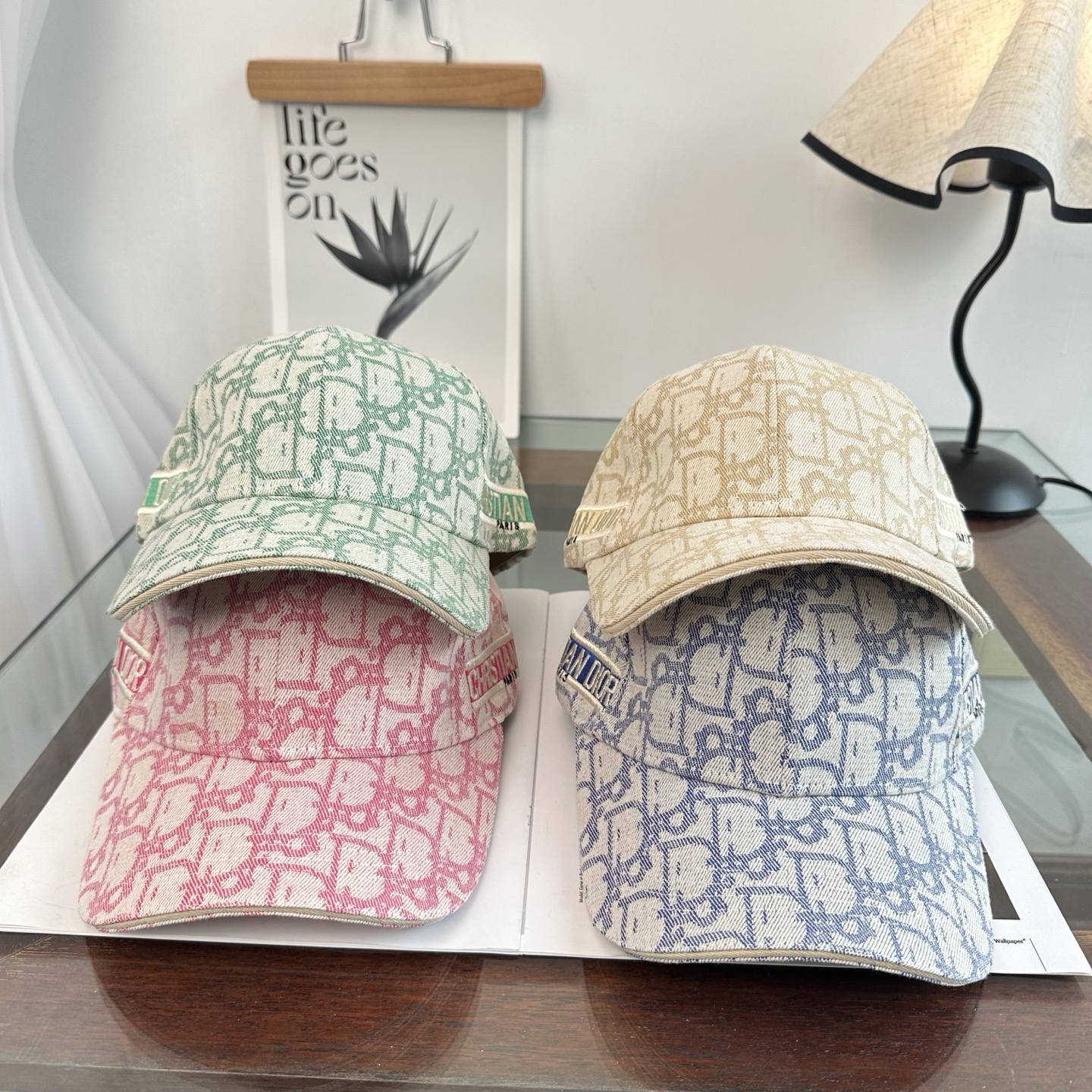 DIOR迪奥 官网同步新款发布 D家棒球帽🧢超级火爆