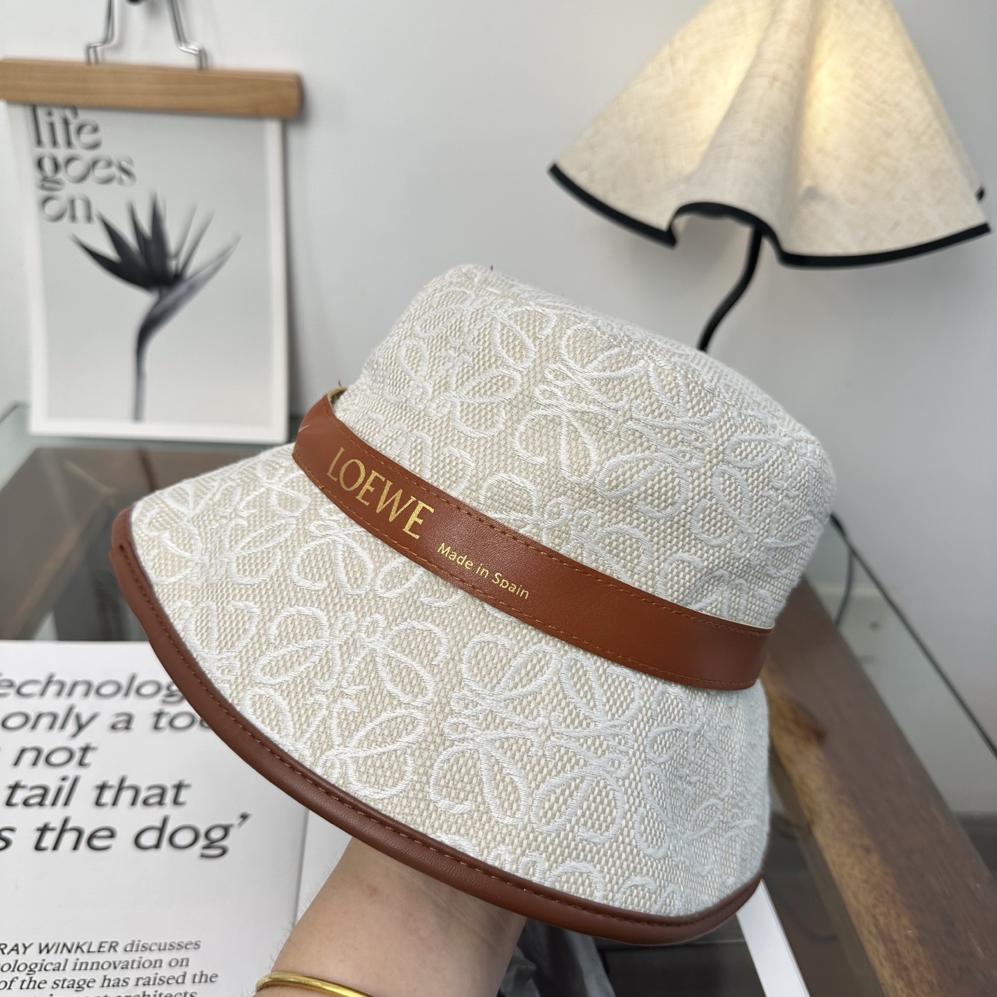 LOEWE罗意威 专柜新品渔夫帽，原单品质，内标齐全，头围57cm