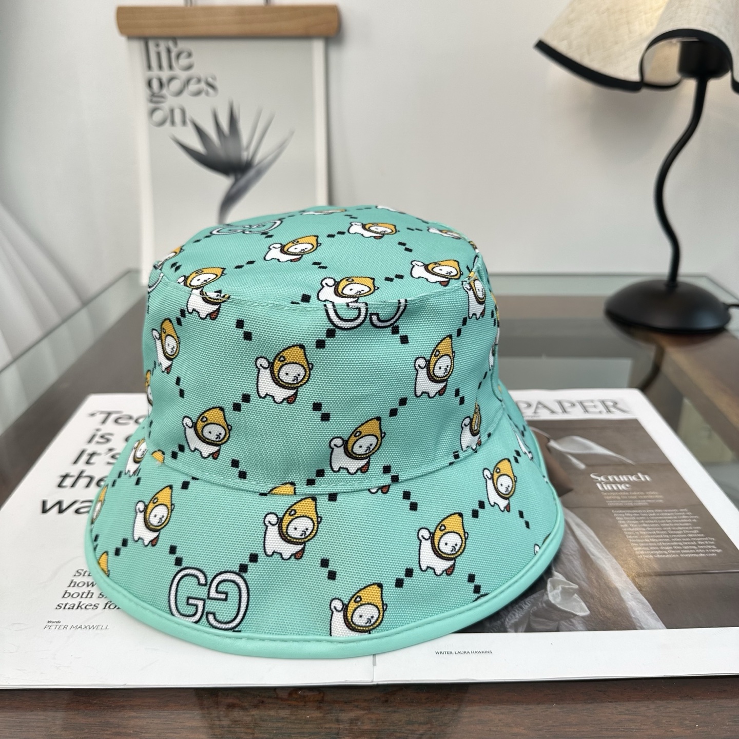 GUCCI古奇渔夫帽👒官网新品Gucci渔夫帽火爆来袭 工艺非常精美 高档大气上档次！低调奢华，方便携带