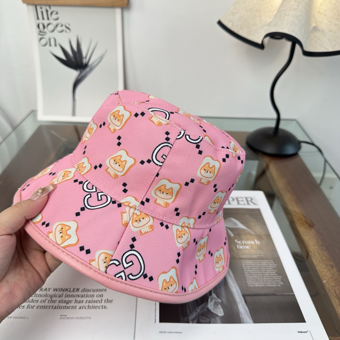 GUCCI古奇渔夫帽👒官网新品Gucci渔夫帽火爆来袭 工艺非常精美 高档大气上档次！低调奢华，方便携带