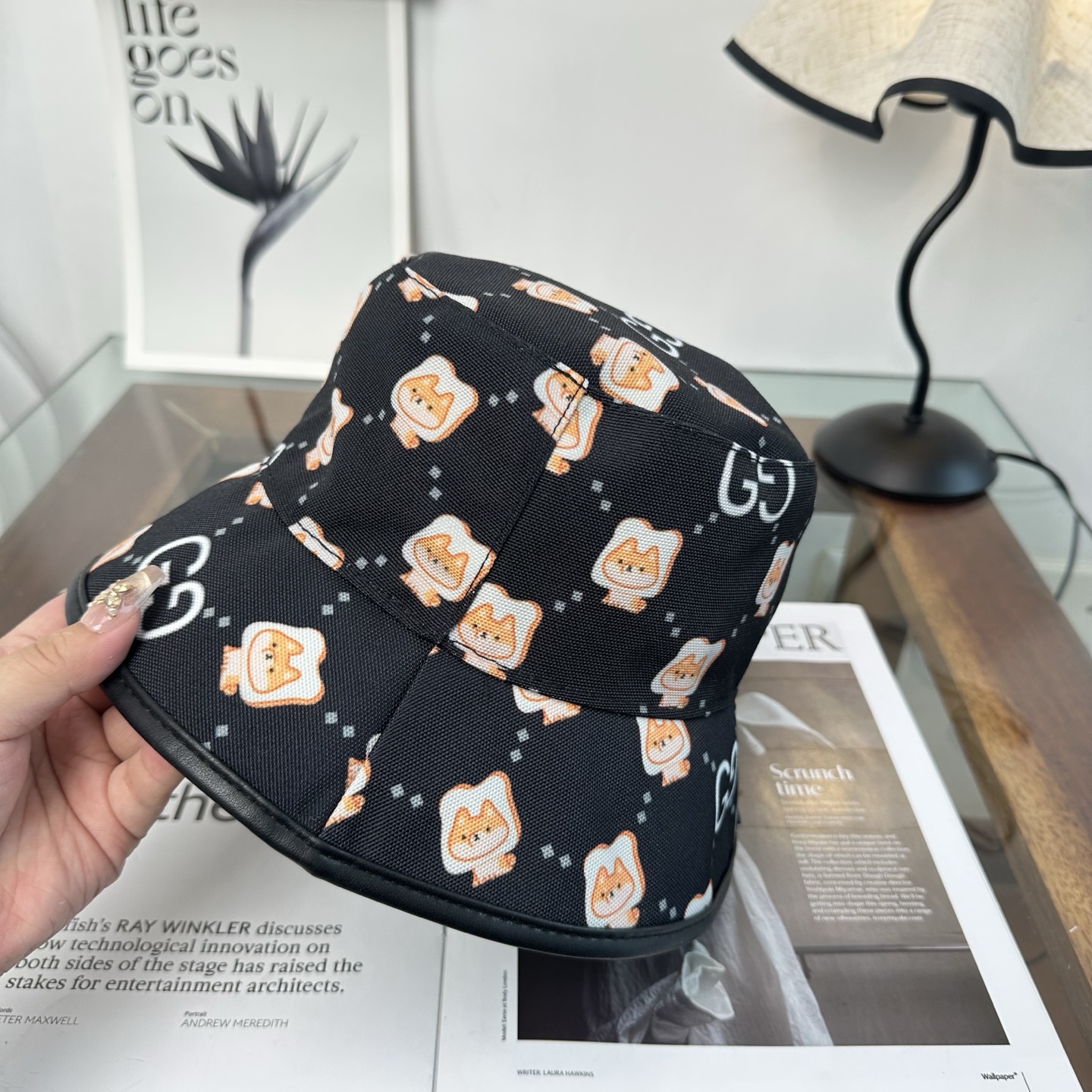 GUCCI古奇渔夫帽👒官网新品Gucci渔夫帽火爆来袭 工艺非常精美 高档大气上档次！低调奢华，方便携带