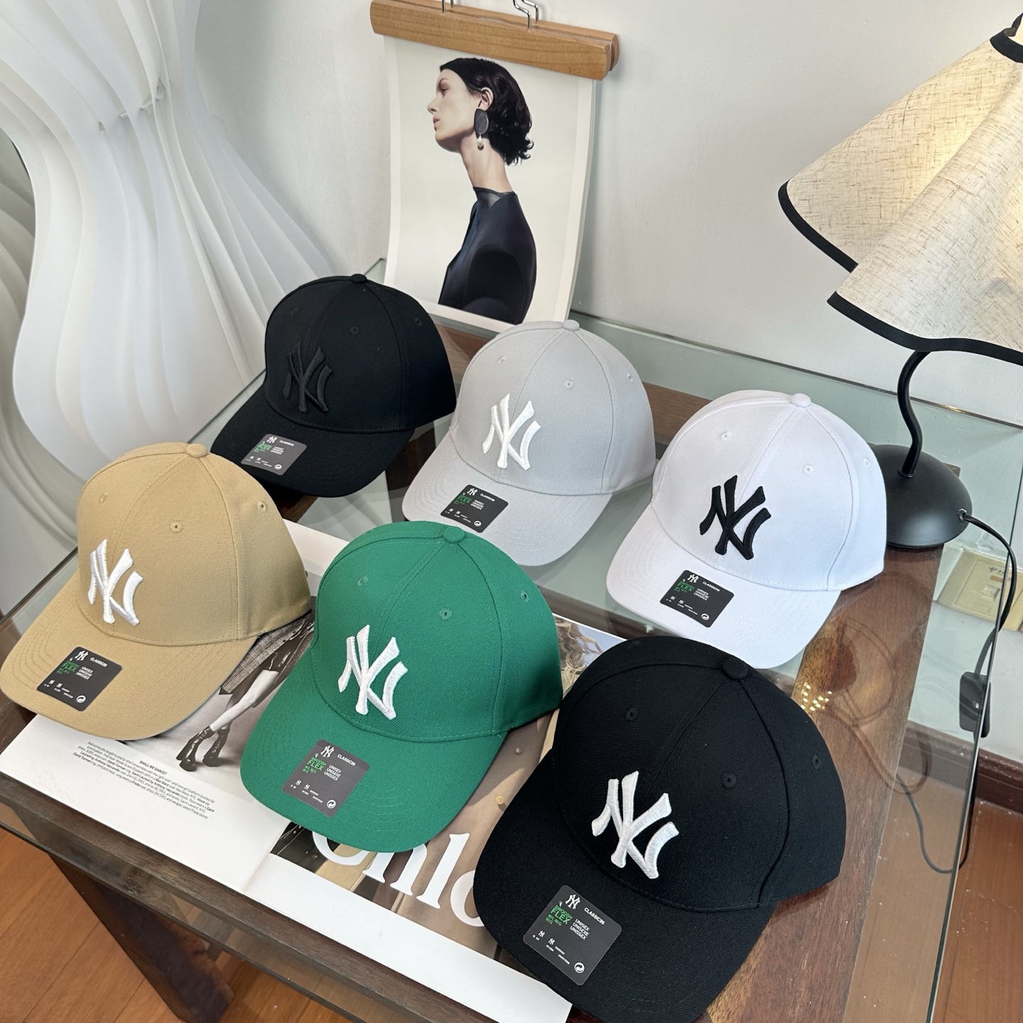 韩国正品MLB棒球帽🔥NY最新最火的帽子就在这👏👏最新款棒球帽刺绣男女情侣款鸭舌帽❗最新款 ，爆炸款全线