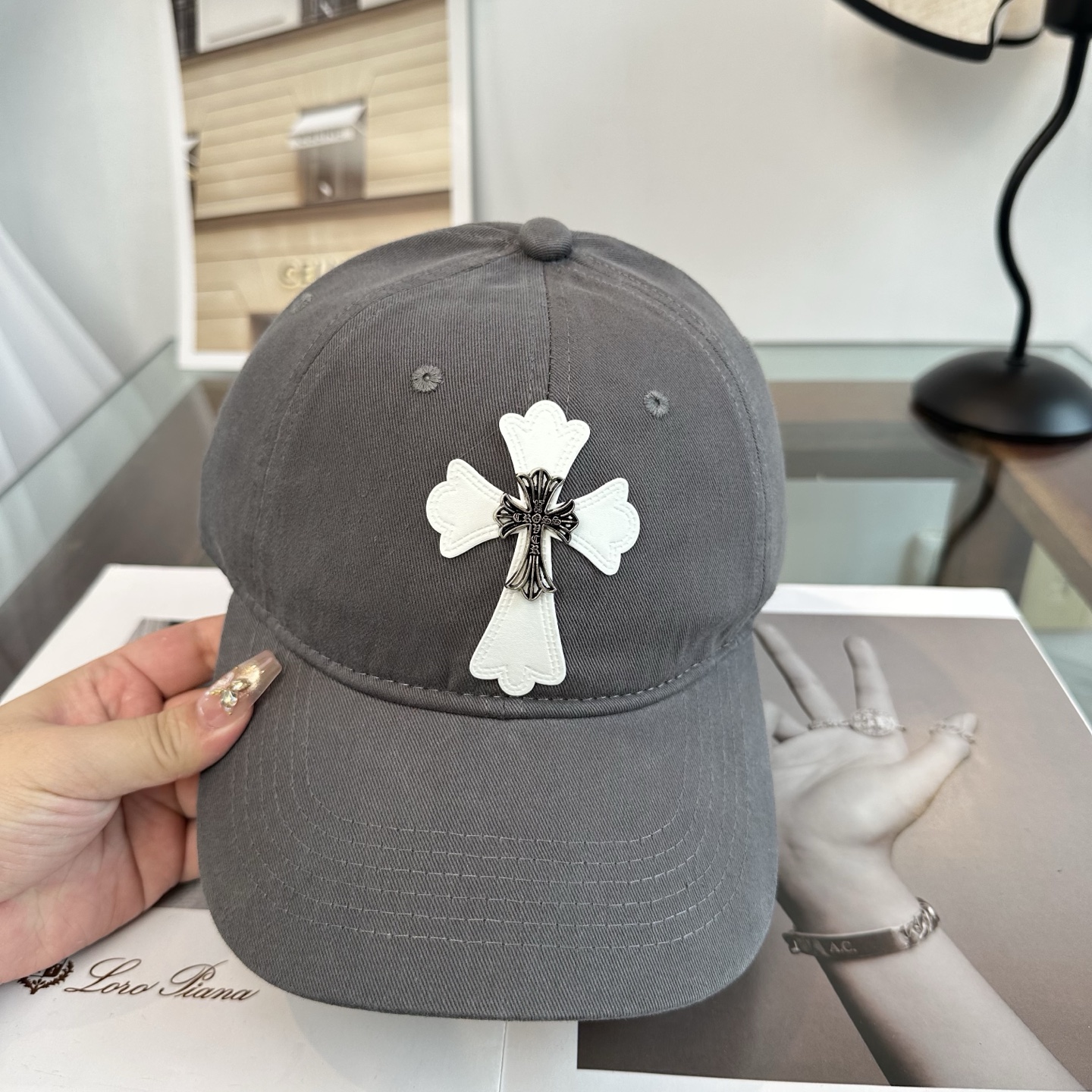 Chrome hearts 克罗心 新款十字架 高品质棒球帽，高端定制版！网红时尚博主同款！墙裂推荐！质