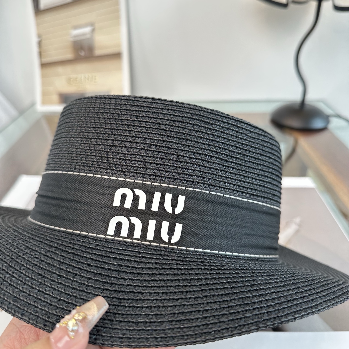 miumiu 缪缪 2026新款平顶草帽 夏天海边首选～新款材质编织而成～质感满分💯
