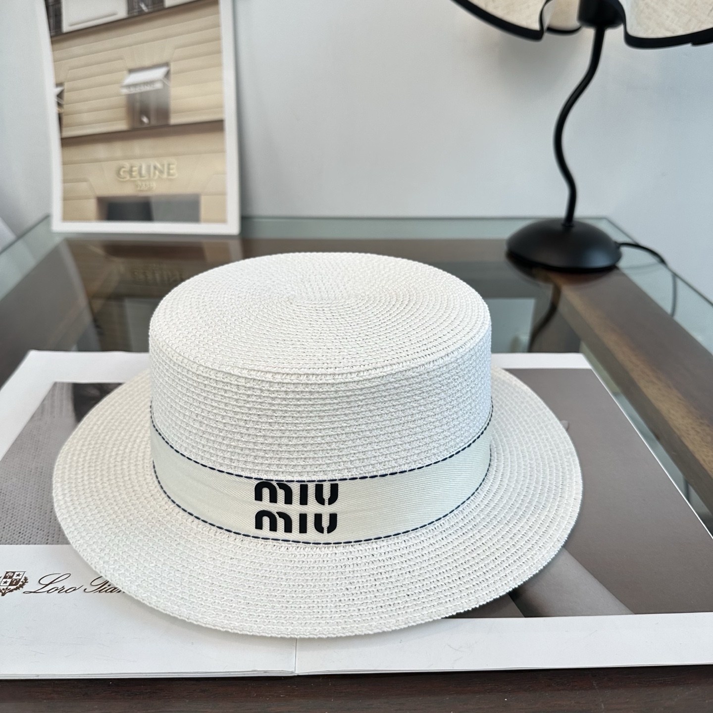 miumiu 缪缪 2026新款平顶草帽 夏天海边首选～新款材质编织而成～质感满分💯
