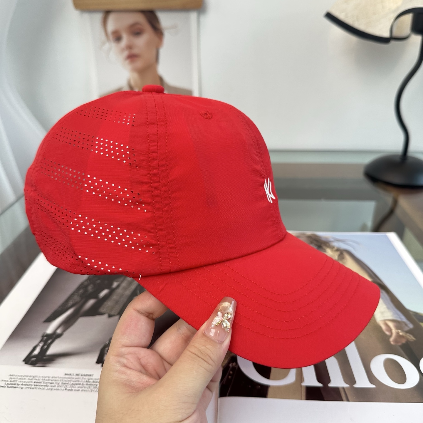 NY 棒球帽纯色系给足街头风，时尚达人挚爱的色调精选效果超完美！细节做工无可挑剔！男女同款！