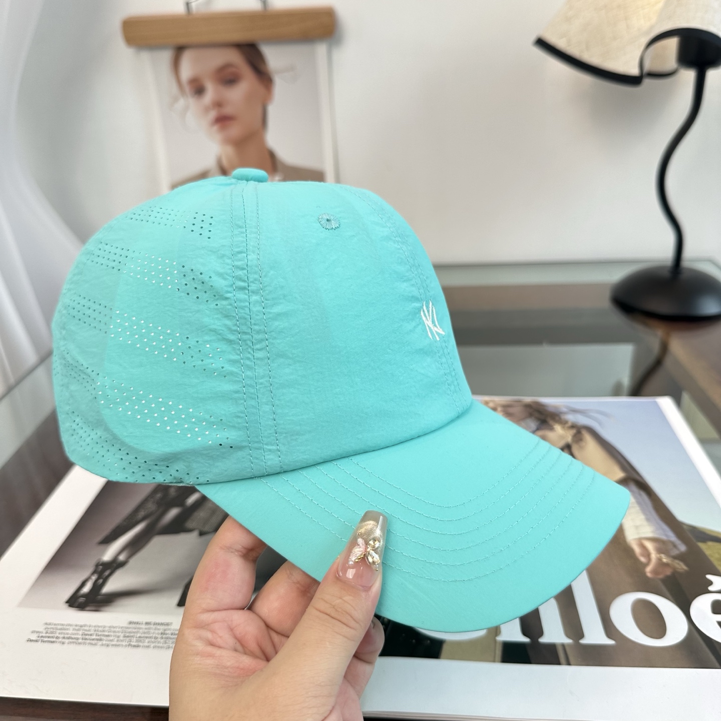 NY 棒球帽纯色系给足街头风，时尚达人挚爱的色调精选效果超完美！细节做工无可挑剔！男女同款！
