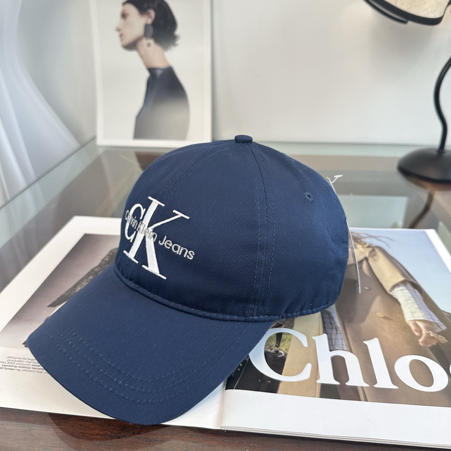 Calvin Klein，CKlogo春夏新款棒球帽 小红书推荐，时尚百搭，众多明星都喜欢的一款，非常爆