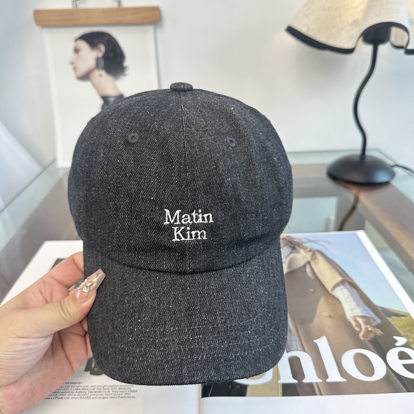 Matin Kim 潮牌棒球帽 简单休闲风的棒球帽 减龄百搭 适配度很高！简单随性~出街拍照拗造型非常加