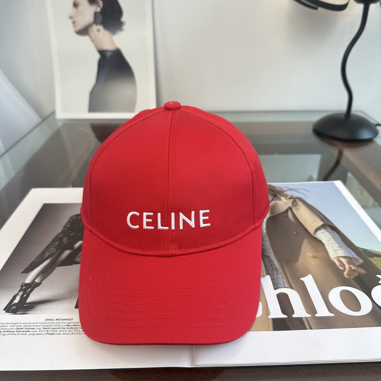 爆款CELINE（赛琳）简约明星同款最新棒球帽，时尚潮流，高端做工！每一个帽子都是用心之作！非一般的品质