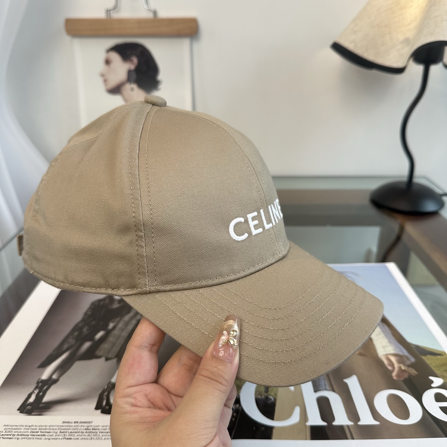 爆款CELINE（赛琳）简约明星同款最新棒球帽，时尚潮流，高端做工！每一个帽子都是用心之作！非一般的品质