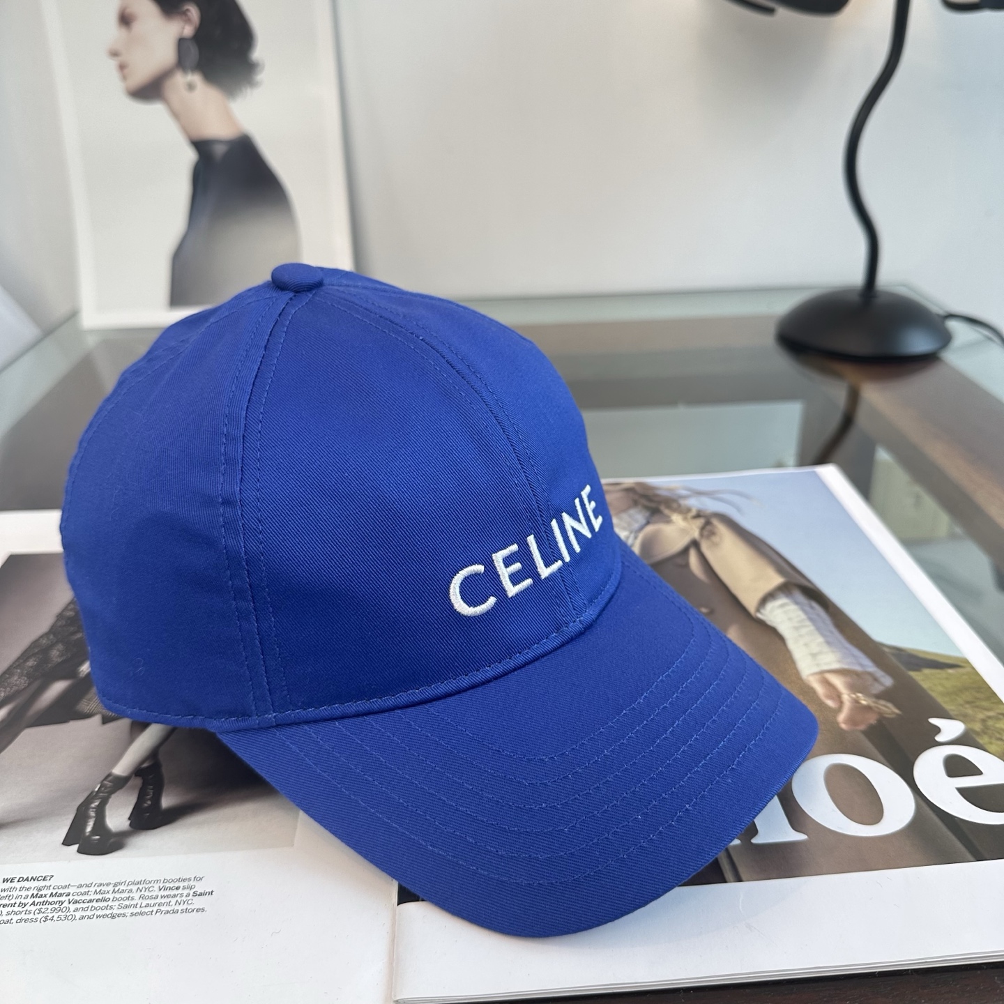 爆款CELINE（赛琳）简约明星同款最新棒球帽，时尚潮流，高端做工！每一个帽子都是用心之作！非一般的品质