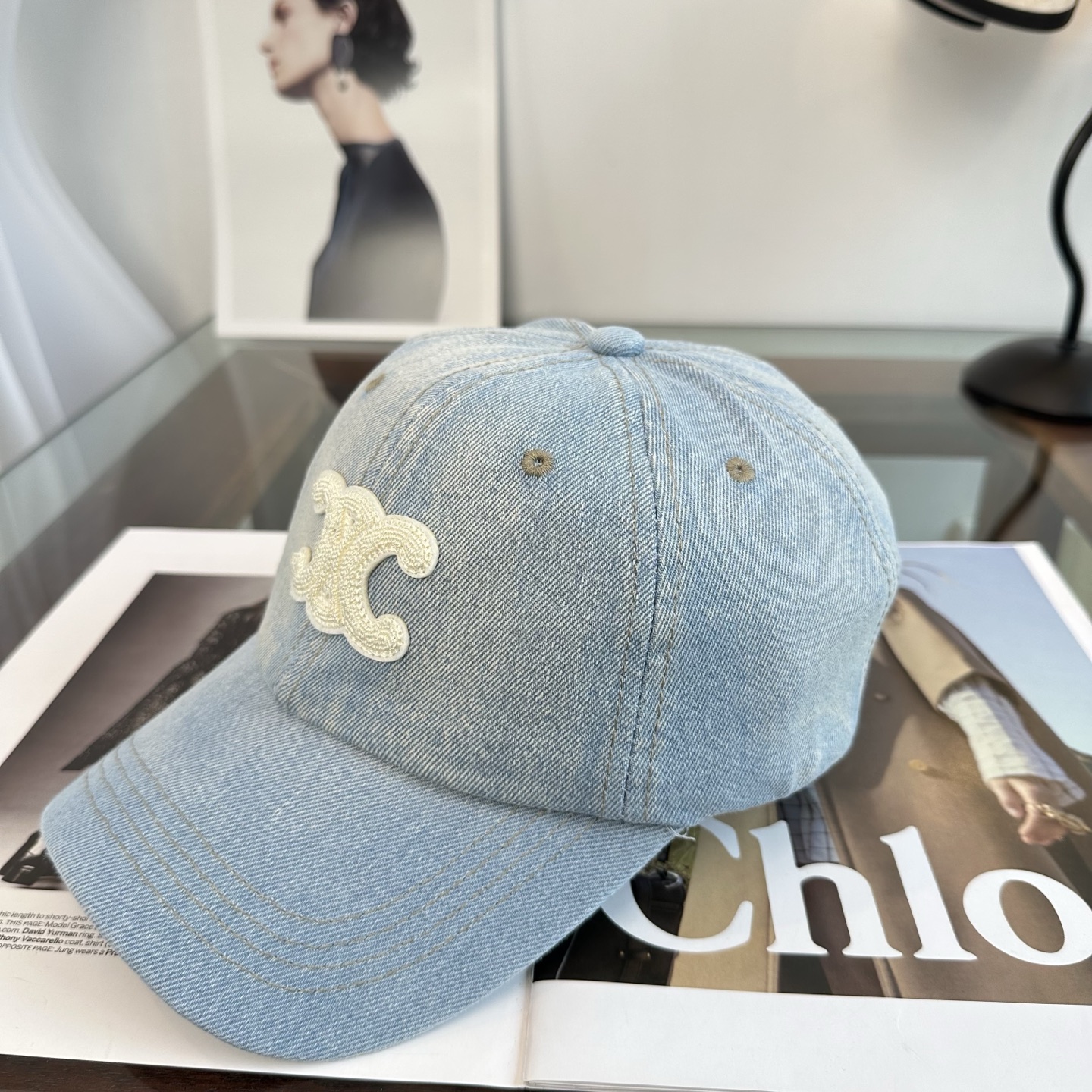 爆款CELINE（赛琳）简约明星同款最新棒球帽，时尚潮流，高端做工！每一个帽子都是用心之作！非一般的品质