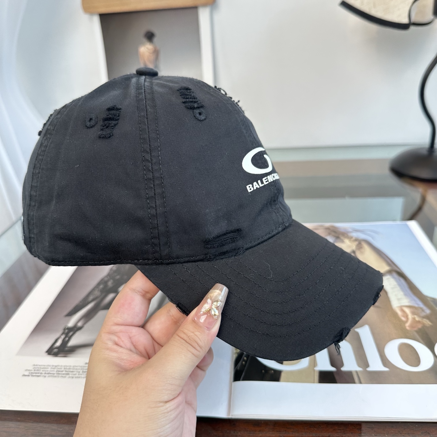 新品Balenciaga 巴黎世家字母新款棒球帽现货秒发🧢简约时尚超级无敌好看的帽子！情侣款！