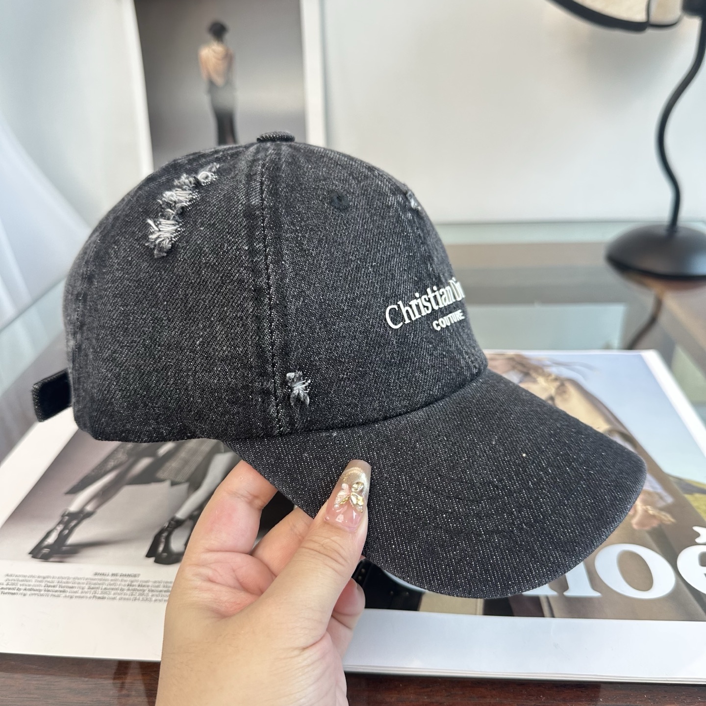 DIOR迪奥 官网同步新款发布 D家棒球帽🧢，超级火爆