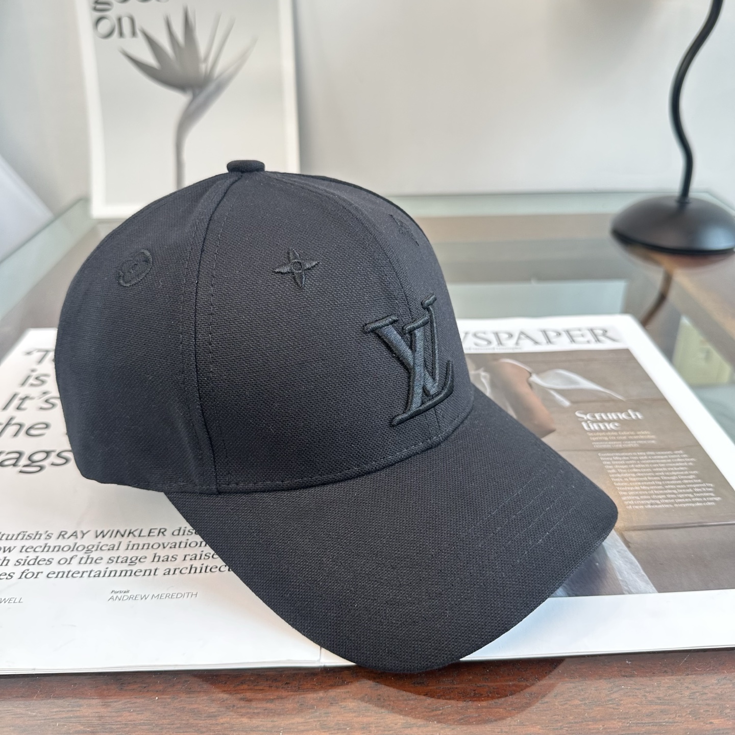 🧢路易威登棒球帽 LouisVuitton😍新款LV棒球帽，重工打造♥️高端大气，百搭款🤗男女通用！