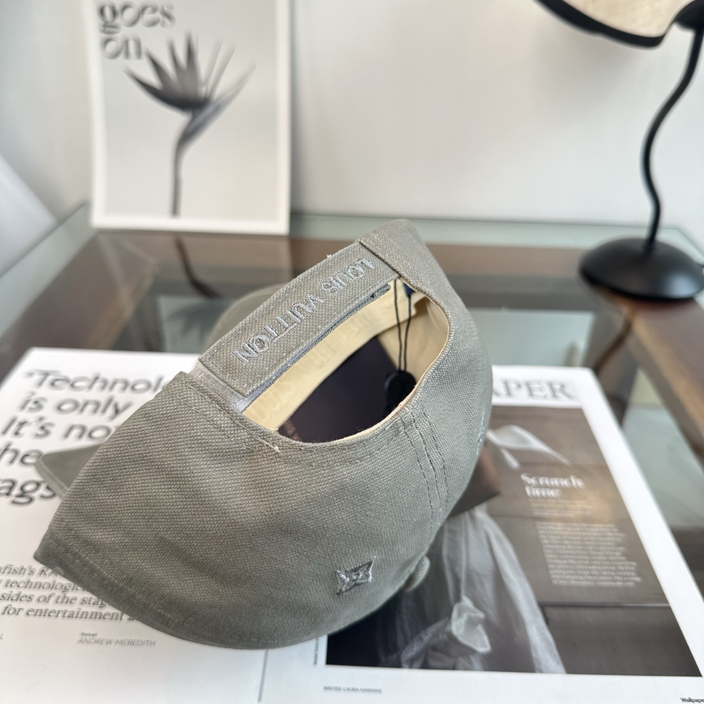 🧢路易威登棒球帽 LouisVuitton😍新款LV棒球帽，重工打造♥️高端大气，百搭款🤗男女通用！