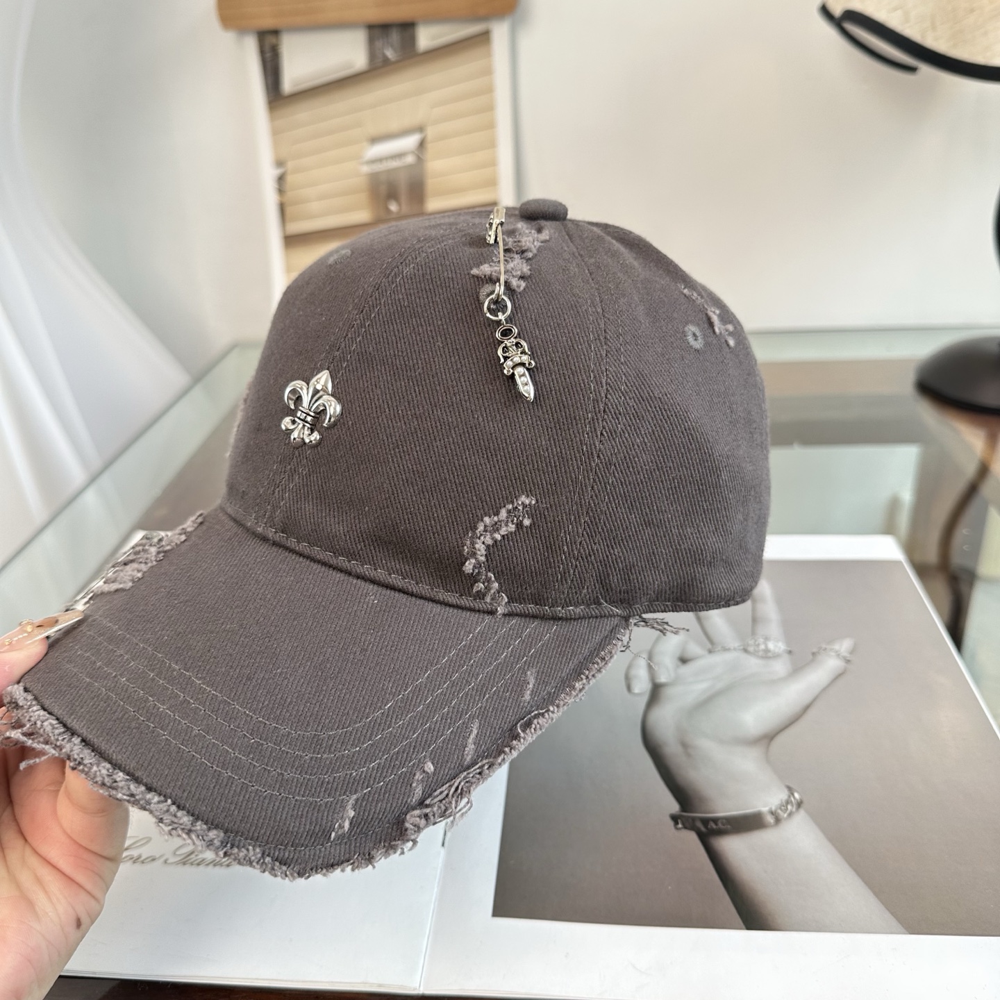 Chrome hearts 克罗心 新款十字架 高品质棒球帽，高端定制版！网红时尚博主同款！墙裂推荐！质