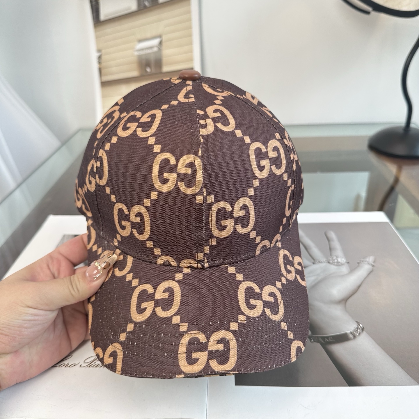 GUCCI古奇棒球帽 2026新款 工艺非常精美 高档大气上档次！低调奢华，方便携带！
