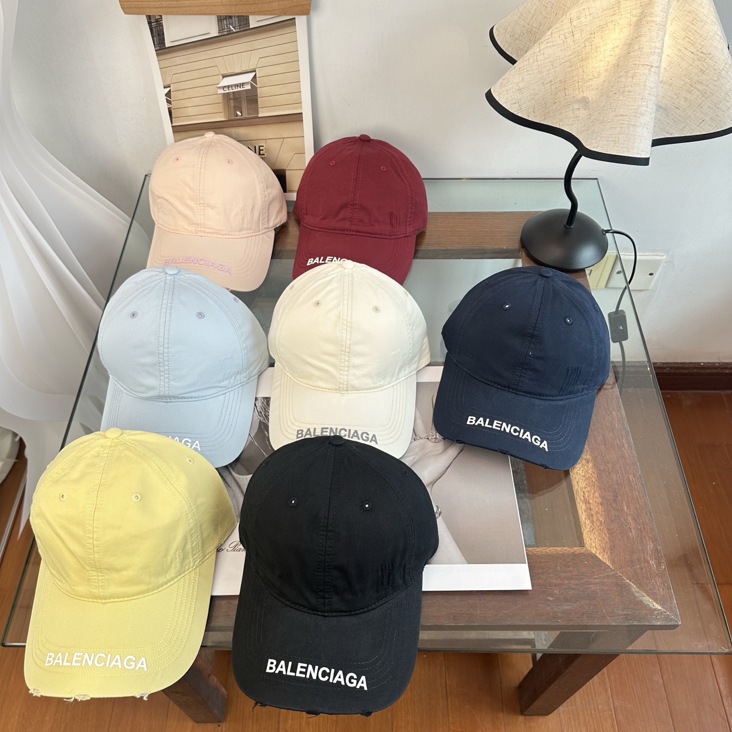 新品Balenciaga 巴黎世家字母新款棒球帽现货秒发🧢简约时尚超级无敌好看的帽子！情侣款！