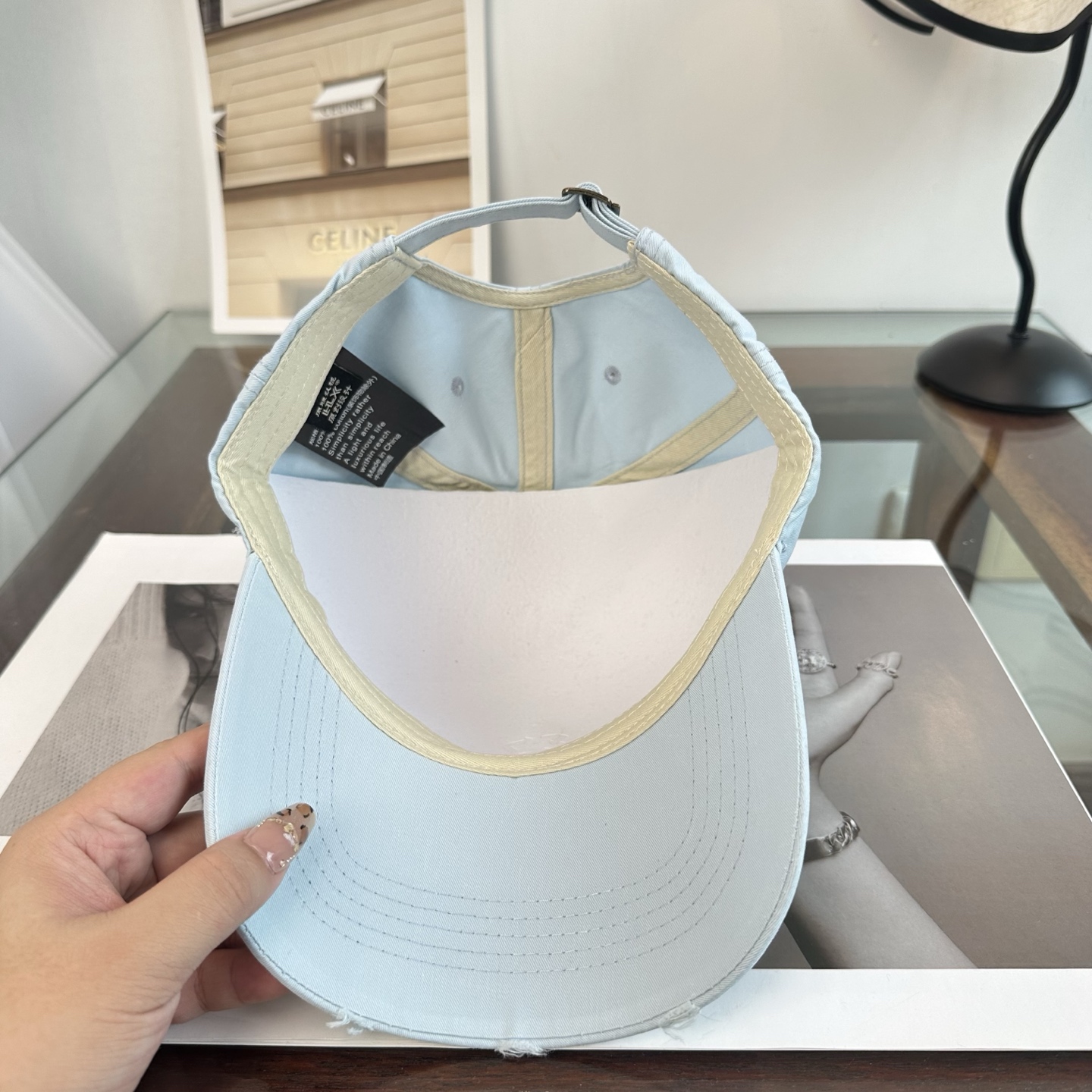 新品Balenciaga 巴黎世家字母新款棒球帽现货秒发🧢简约时尚超级无敌好看的帽子！情侣款！