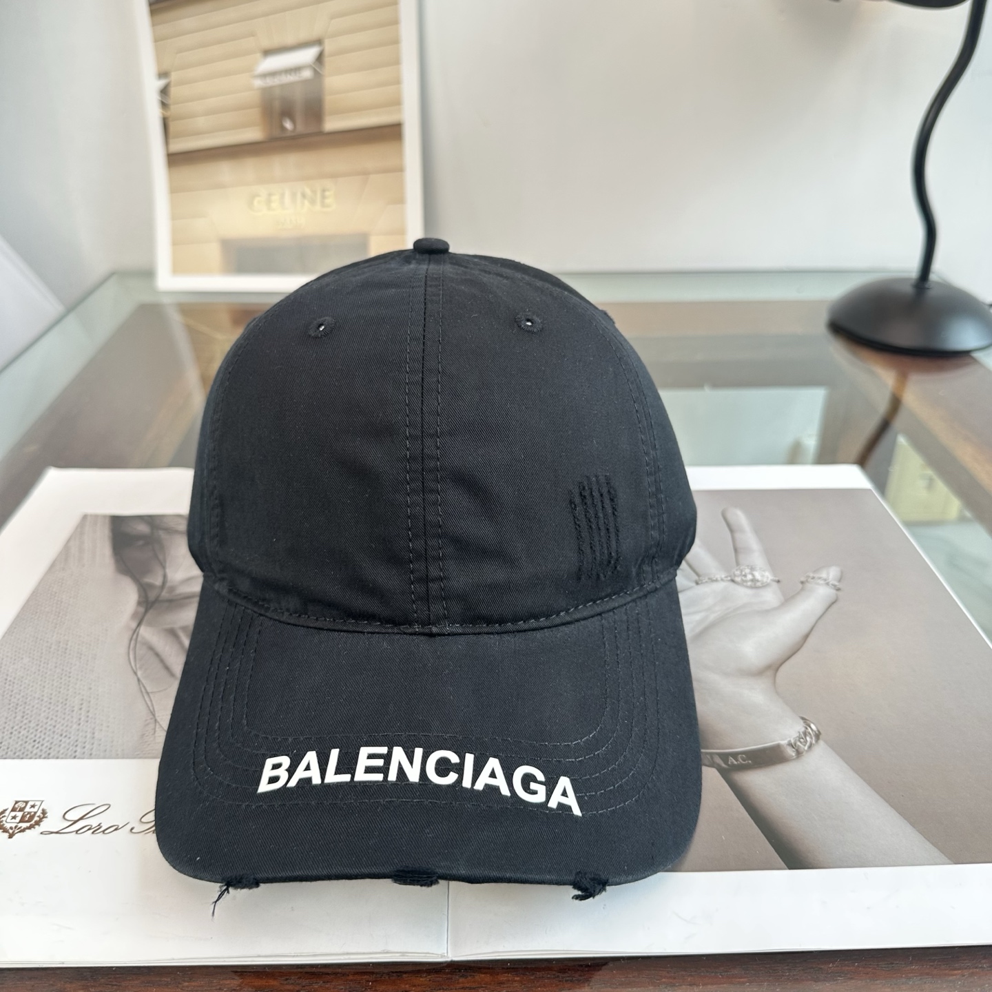 新品Balenciaga 巴黎世家字母新款棒球帽现货秒发🧢简约时尚超级无敌好看的帽子！情侣款！