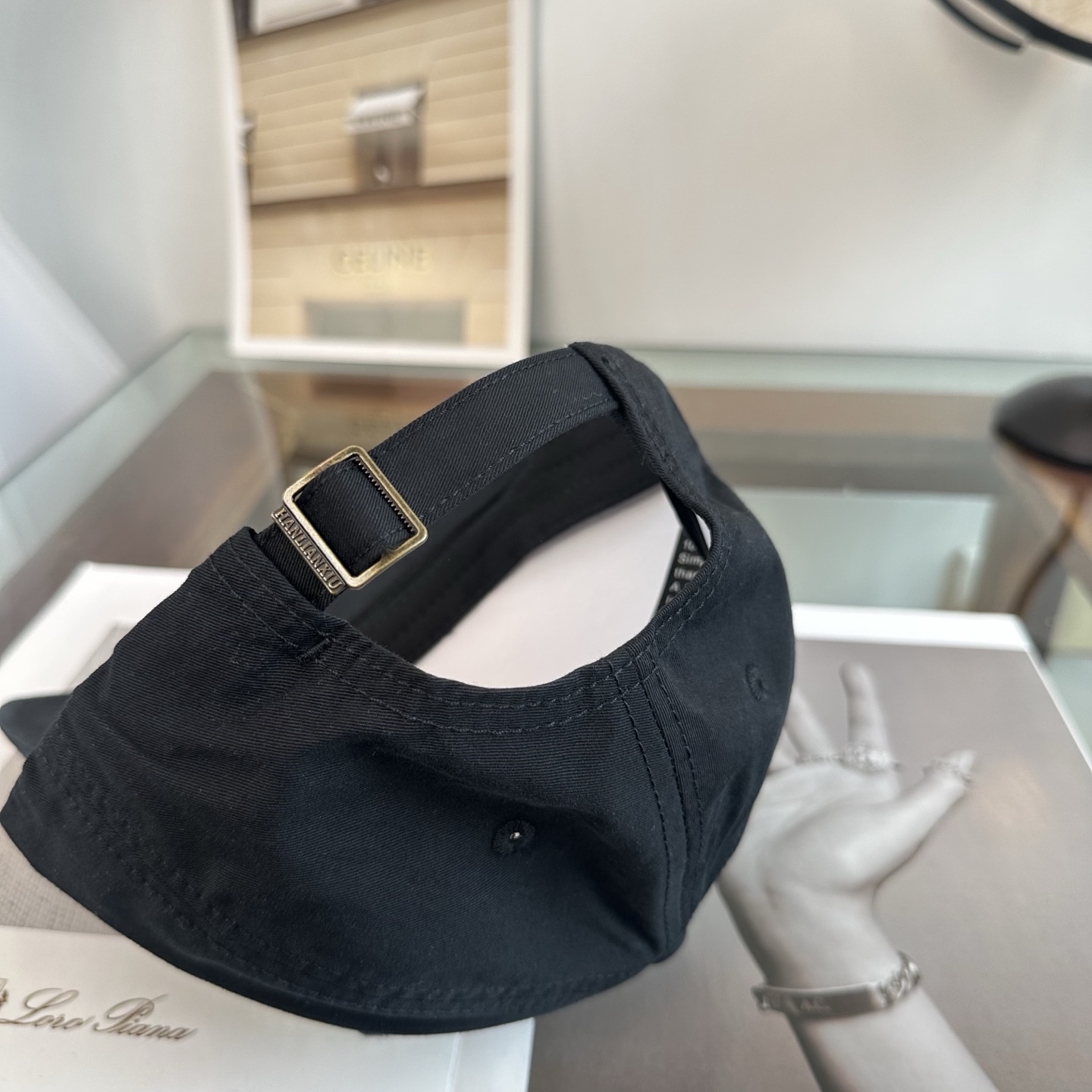 新品Balenciaga 巴黎世家字母新款棒球帽现货秒发🧢简约时尚超级无敌好看的帽子！情侣款！