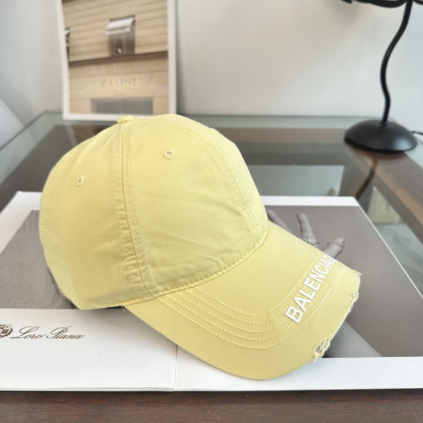新品Balenciaga 巴黎世家字母新款棒球帽现货秒发🧢简约时尚超级无敌好看的帽子！情侣款！