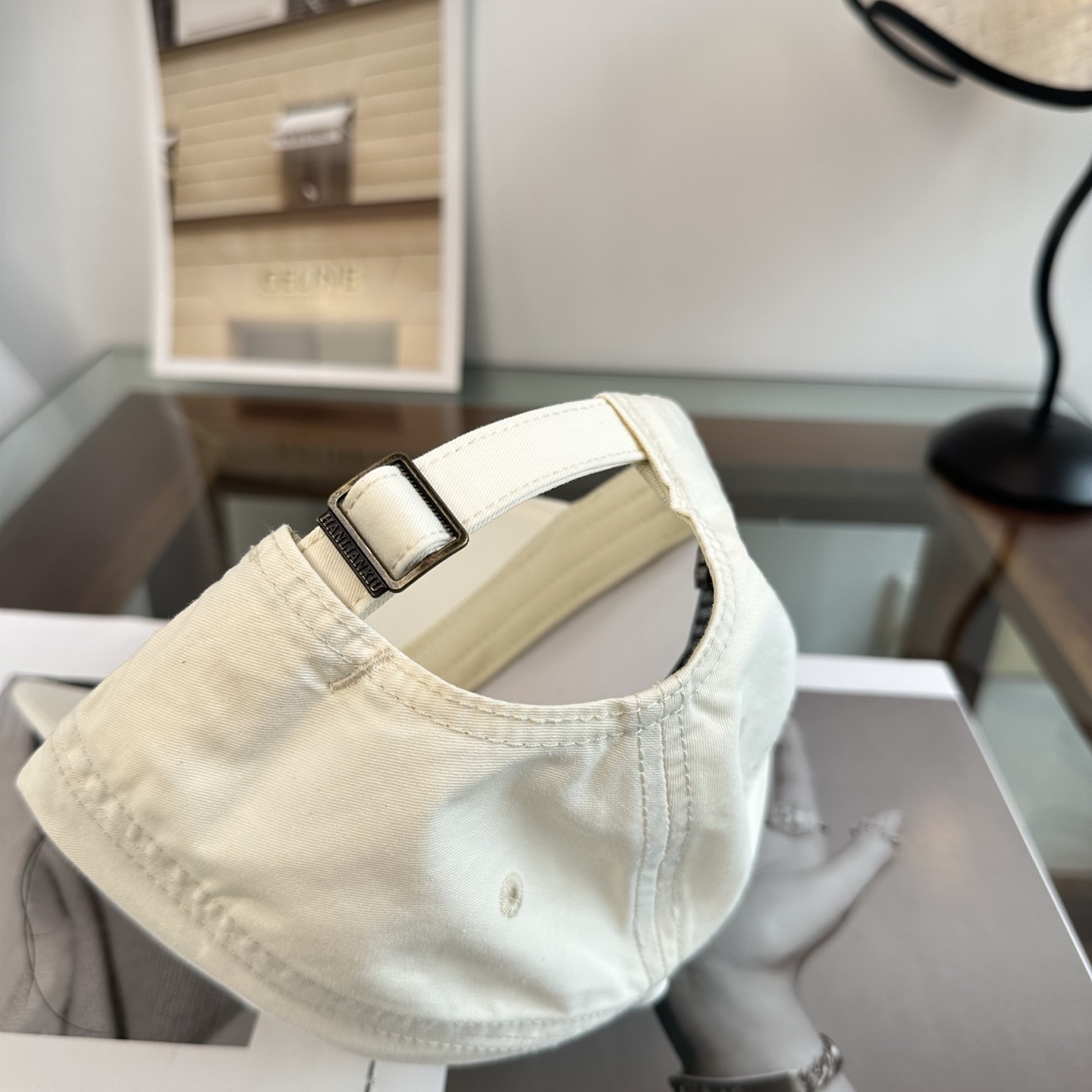 新品Balenciaga 巴黎世家字母新款棒球帽现货秒发🧢简约时尚超级无敌好看的帽子！情侣款！
