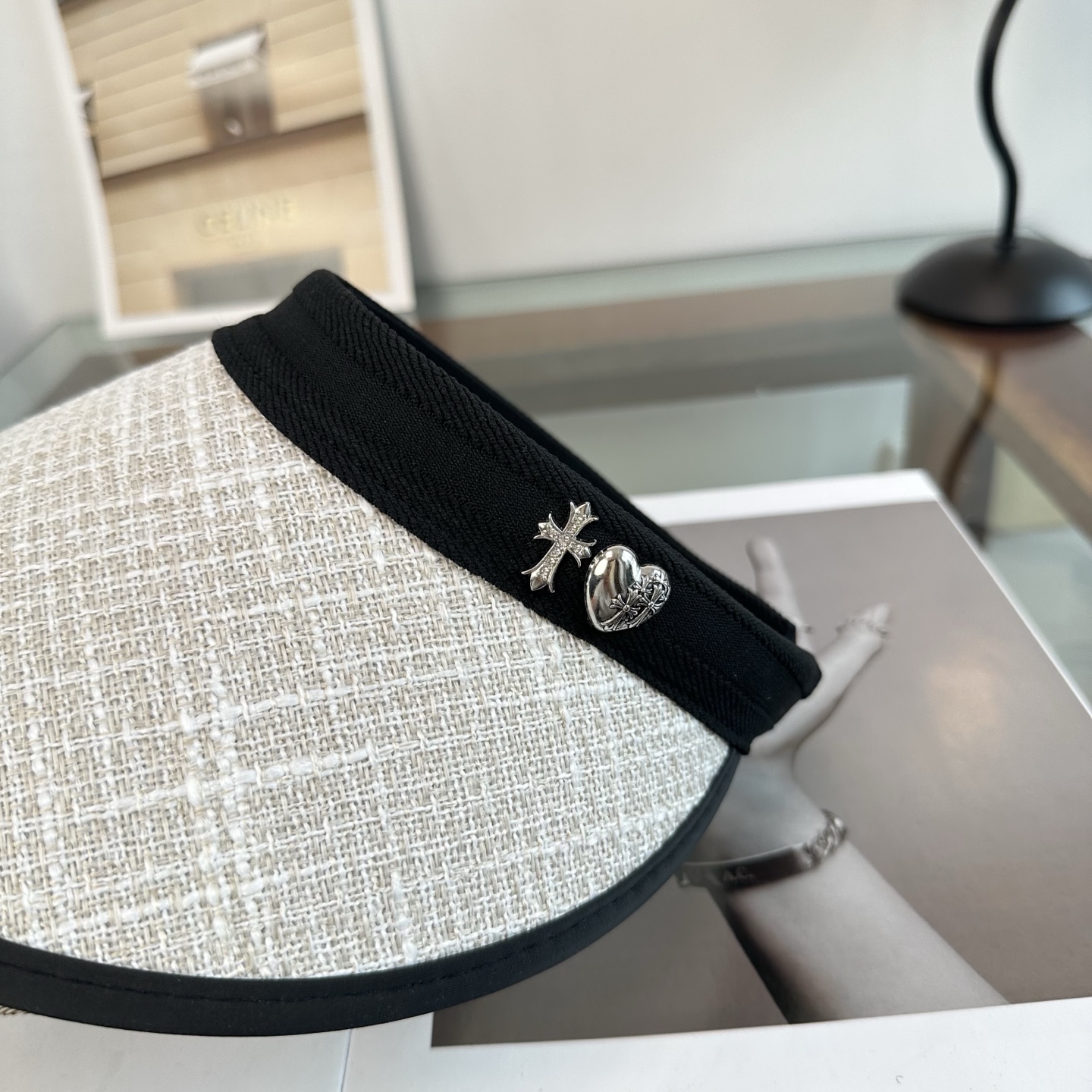 克罗心 夏季空顶帽，跑步遮阳防晒两不误，夏季必备单品，戴着不闷热，非常有活力的一款，超级无敌好看😍😍