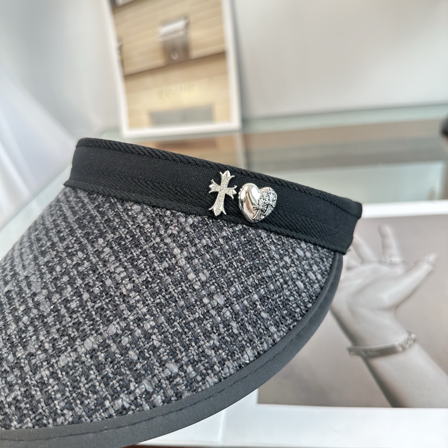 克罗心 夏季空顶帽，跑步遮阳防晒两不误，夏季必备单品，戴着不闷热，非常有活力的一款，超级无敌好看😍😍