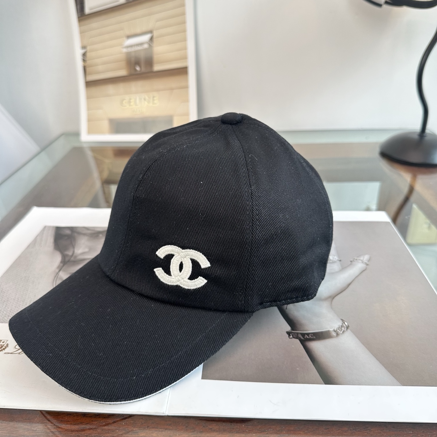 【CHANEL香奈儿】新款高级感牛仔小香风鸭舌帽 ，遮阳又超好搭配，出街单品 高货版本原单品质👄